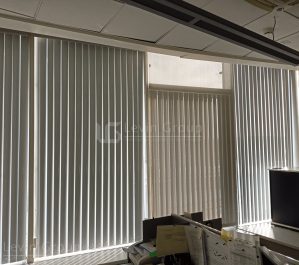 Вертикальные пластиковые жалюзи